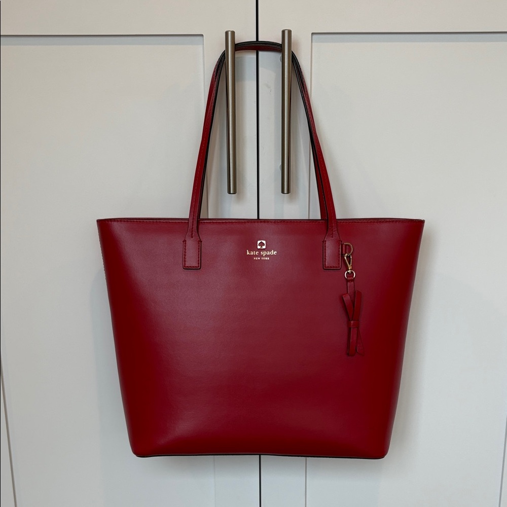 Kate Spade Tote AND wallet.  Beautiful